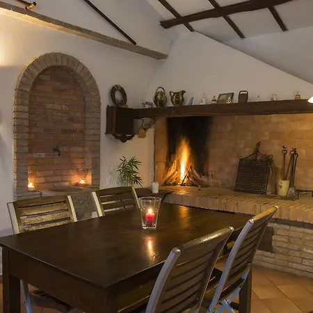 Castello Di Diffuso In Dimora D'epoca Hotel