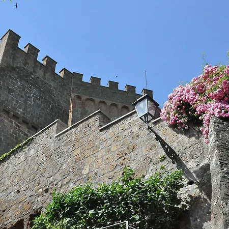 Castello Di Diffuso In Dimora D'epoca Hotel